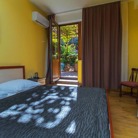 Irmeni Hotel Tbilisi Eksteriør billede