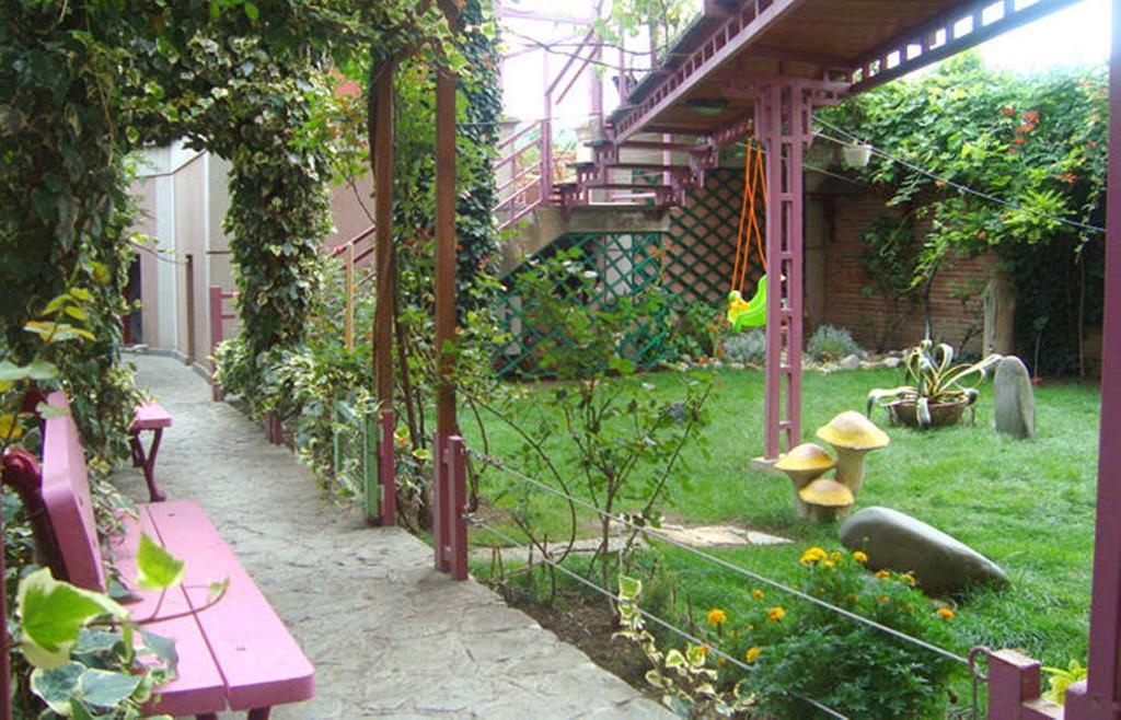 Irmeni Hotel Tbilisi Eksteriør billede