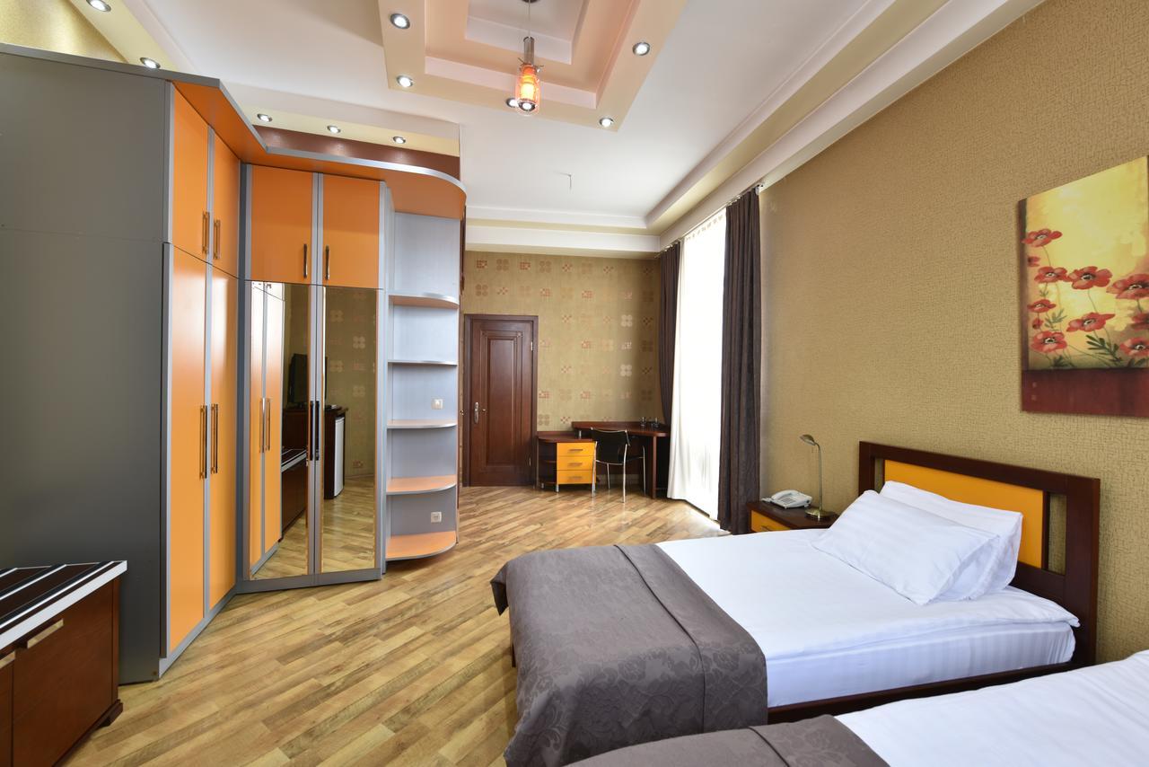 Irmeni Hotel Tbilisi Eksteriør billede