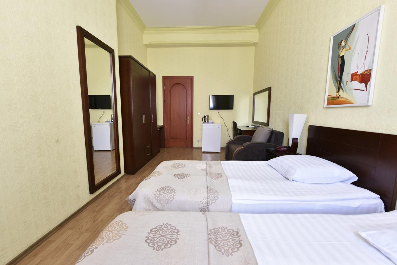 Irmeni Hotel Tbilisi Eksteriør billede