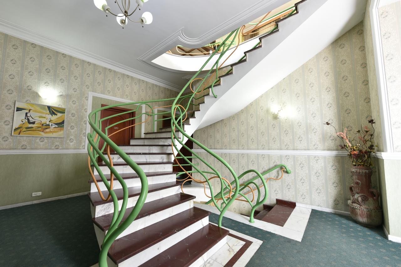 Irmeni Hotel Tbilisi Eksteriør billede