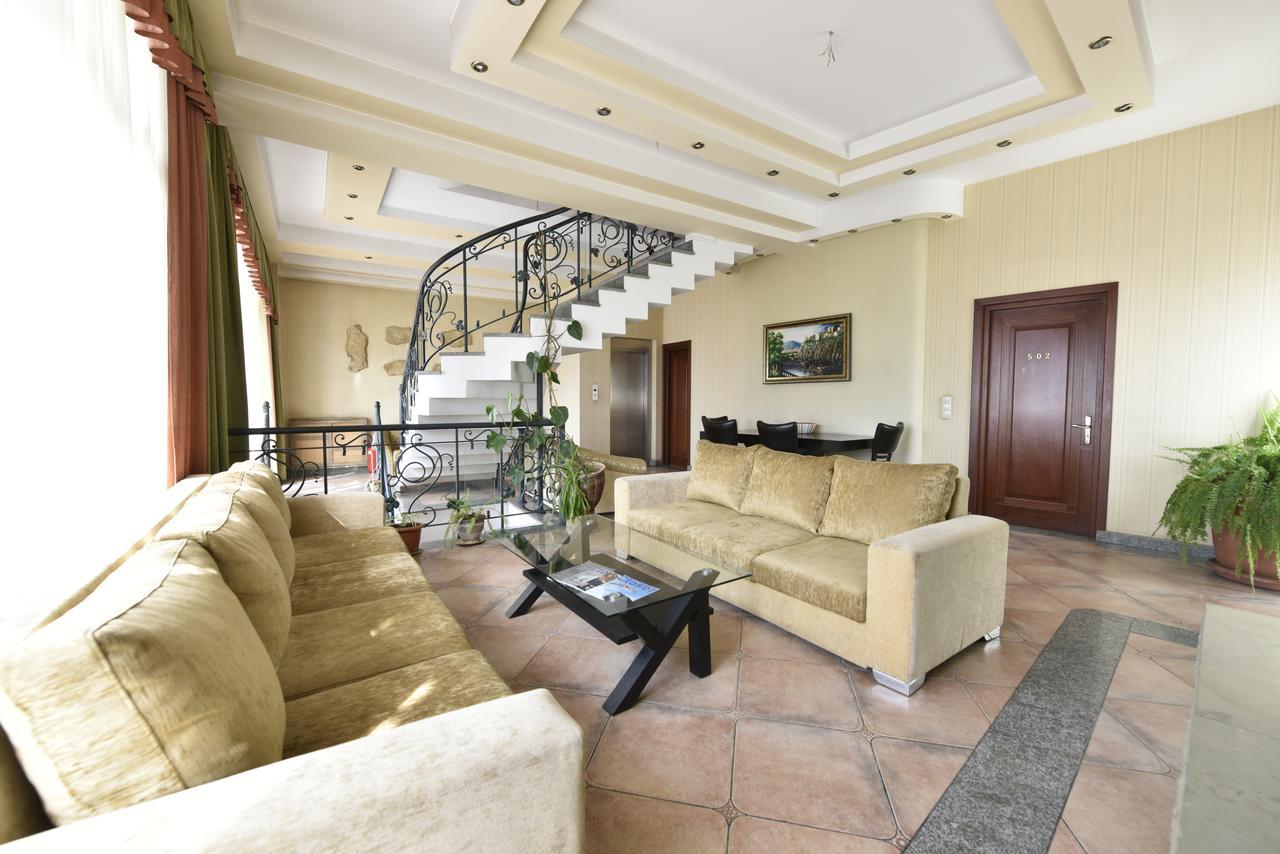 Irmeni Hotel Tbilisi Eksteriør billede